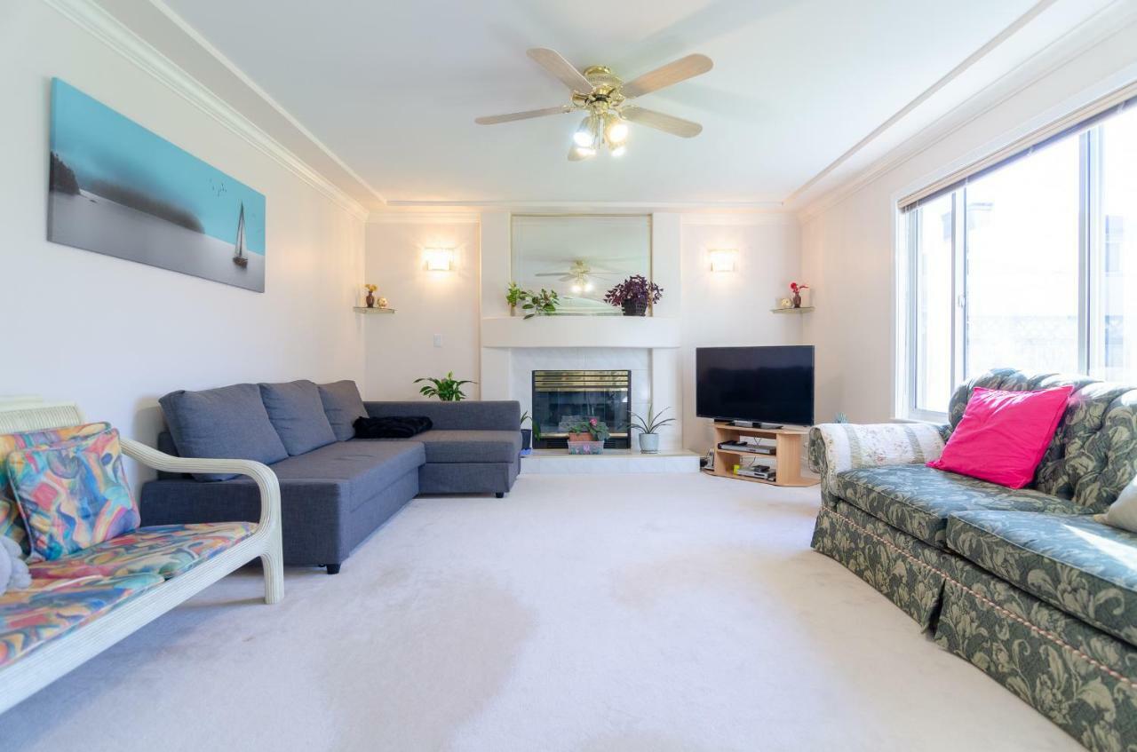 3 Private, Spacious, Bright Rooms In A Gorgeous House New Westminster Eksteriør bilde