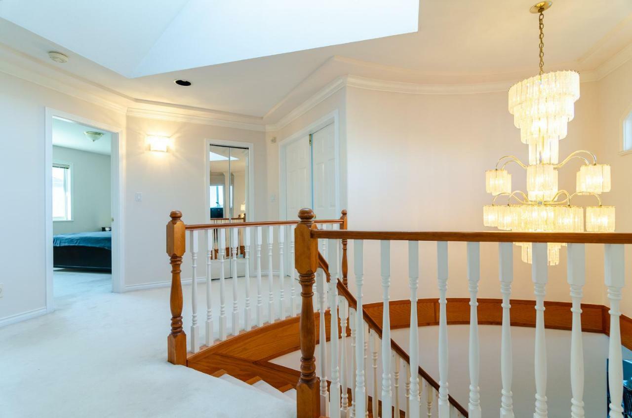 3 Private, Spacious, Bright Rooms In A Gorgeous House New Westminster Eksteriør bilde
